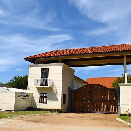 Marina Beach Passikudah Bagian luar foto