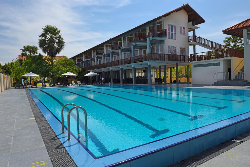 Marina Beach Passikudah Bagian luar foto