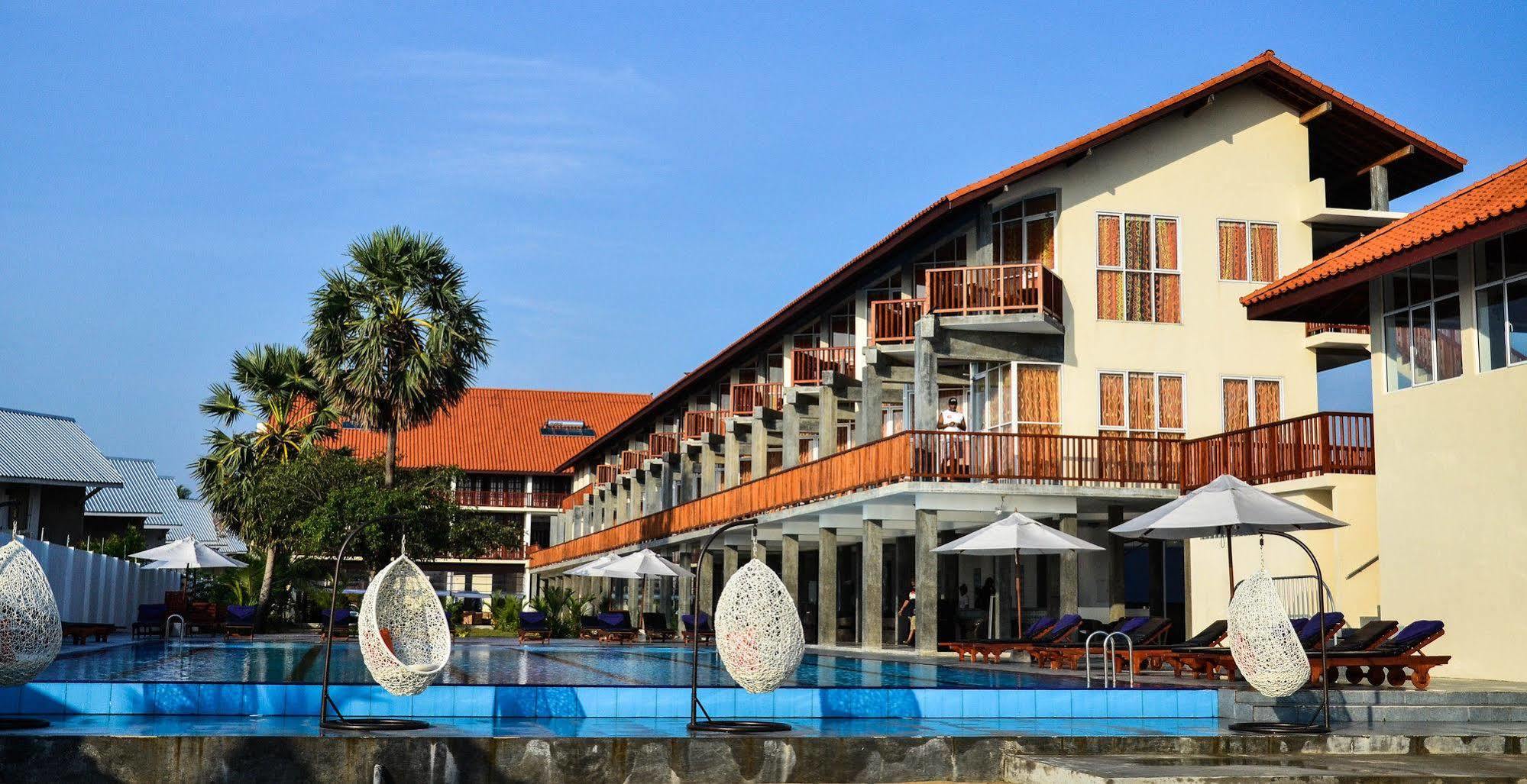 Marina Beach Passikudah Bagian luar foto